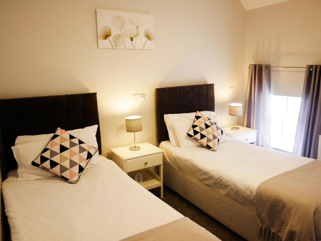 Townhouse Tullamore Hotel Ngoại thất bức ảnh